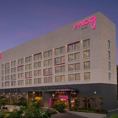 מלון Devanahalli Moxy Bengaluru Airport Prestige Tech Cloud מראה חיצוני תמונה